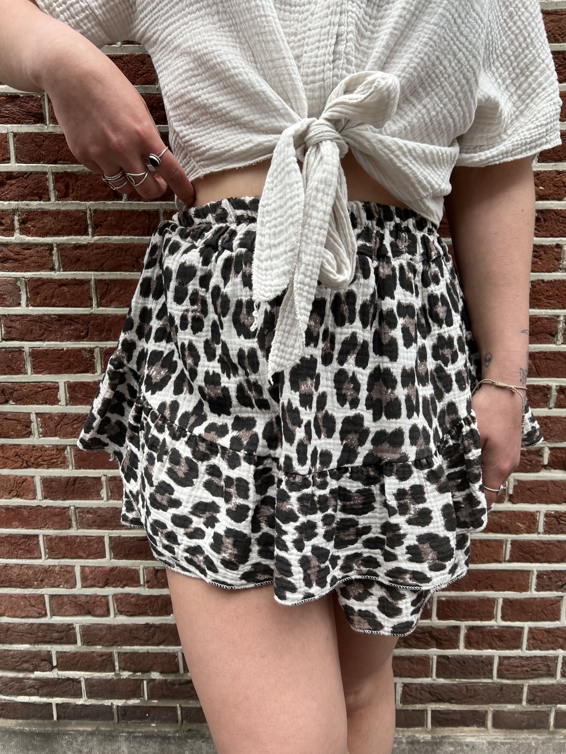 Leopard skort light