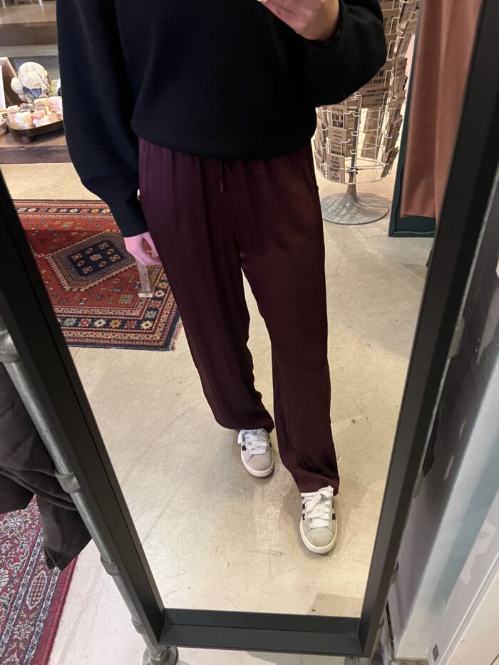 Satin pants burgundy