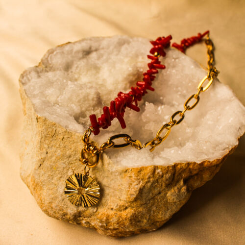 AVA – The Radiant One