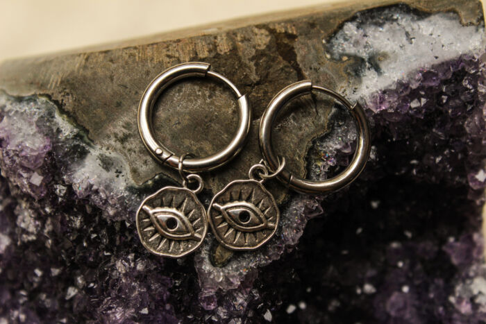 Lumen eye earrings