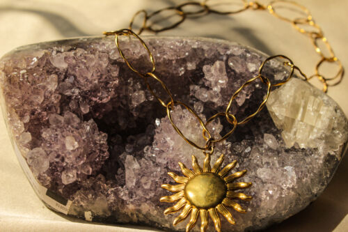 Nore necklace