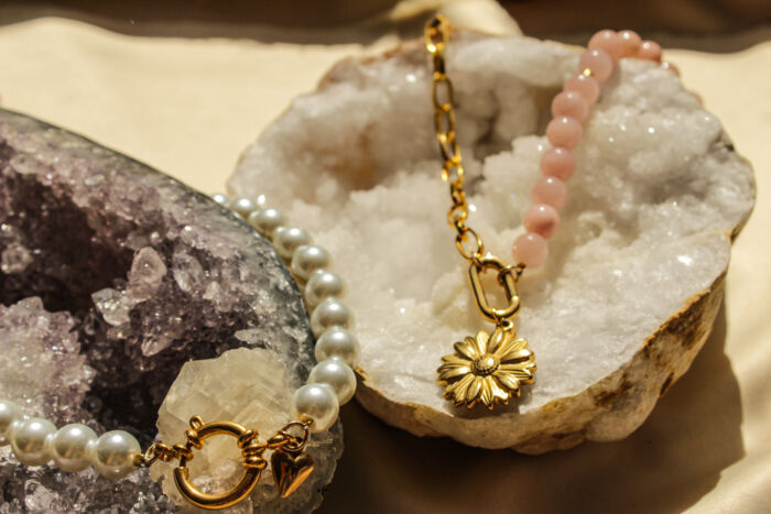 Novi necklace