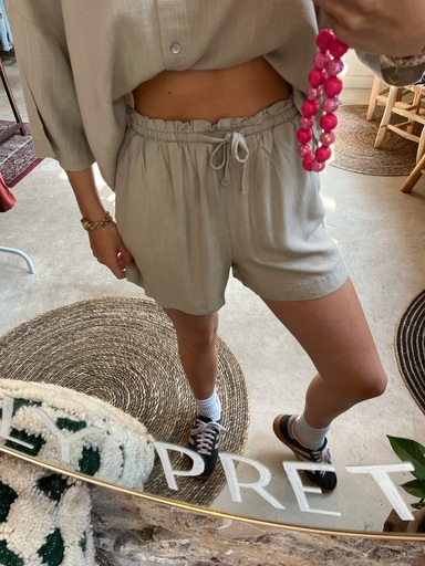 Short beige