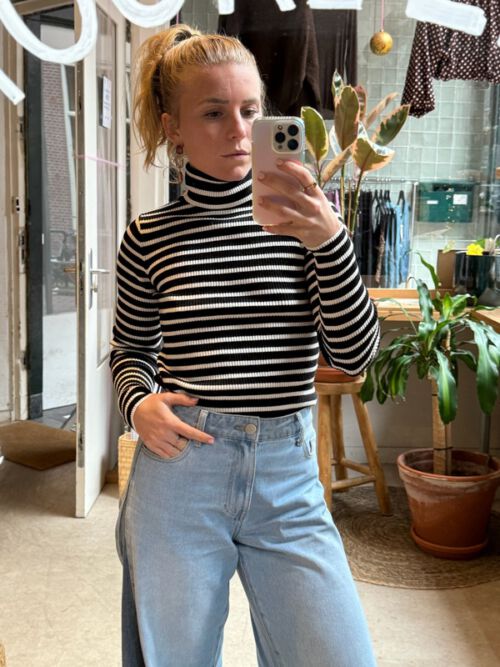 Noa Trui Zwart-Wit