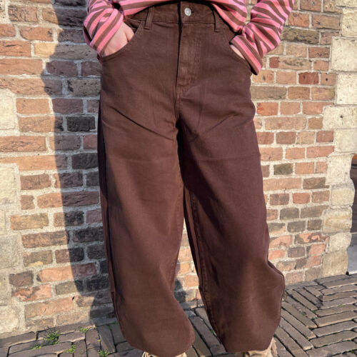 Balloon jeans brown