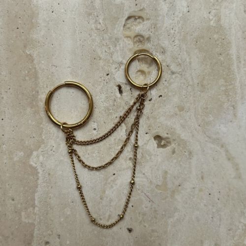 Connected earring livvy