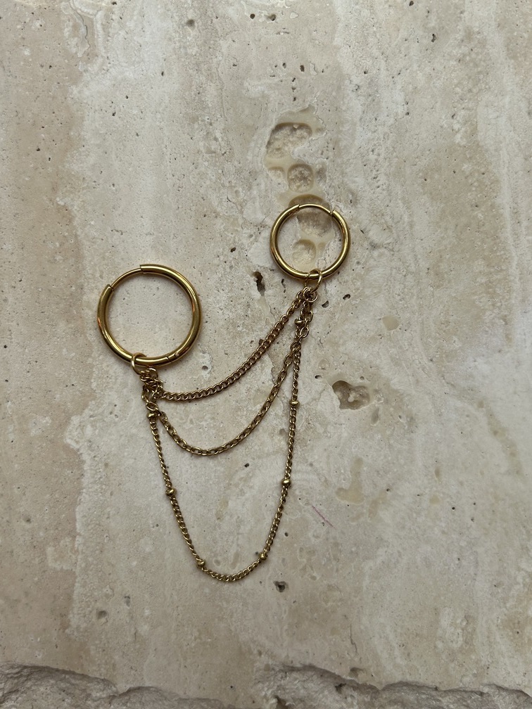 Connected earring livvy