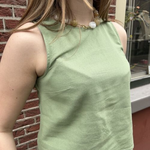 Sage green topje Lena